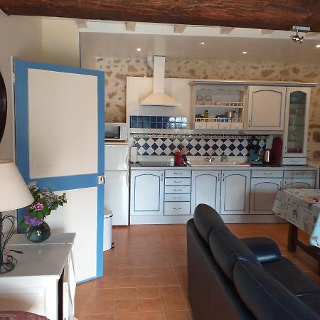 Gite Moulin De Ludieras Busserolles Екстериор снимка